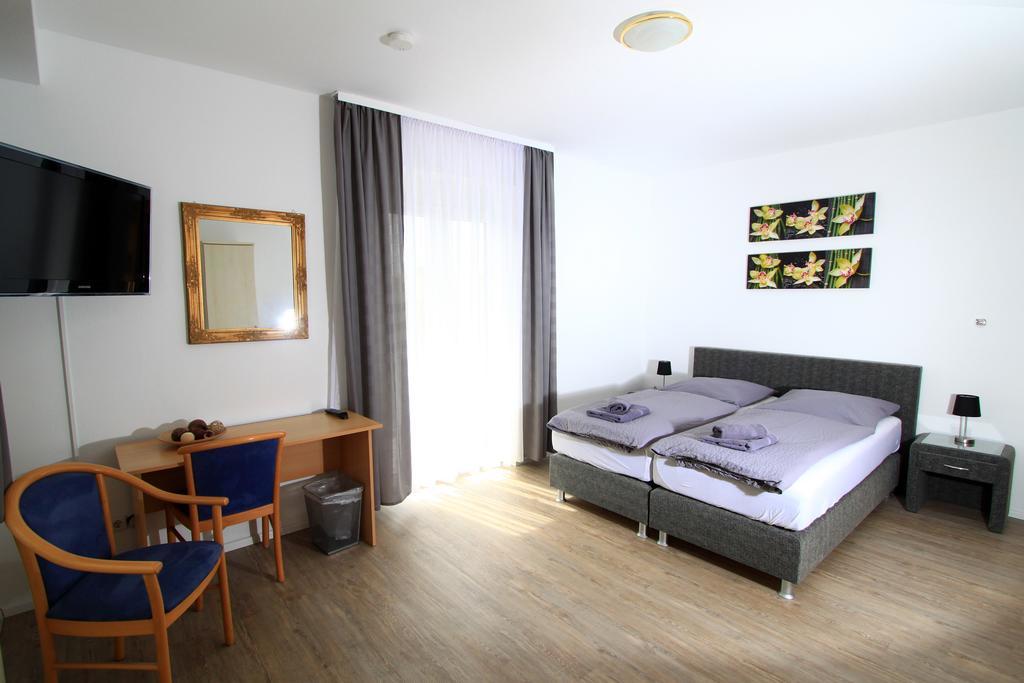 Hotel Sonnenhof Sindelfingen Quarto foto